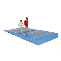 Tapis de saut en longueur repliable en 2 parties