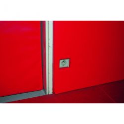 PROTECTION MURALE SUR MESURE EN MOUSSE HOUSSÉ D'UNE BÂCHE - DIMASPORT