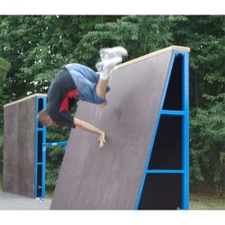 Mur transportable pour le parkour